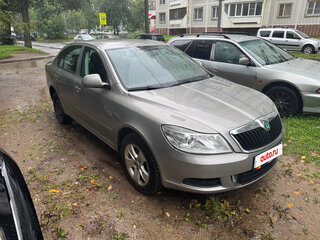 2011 Skoda Octavia DSG7 II (A5) Рестайлинг, серый, 440000 рублей, вид 2