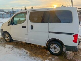 2014 Nissan NV200, белый, 1099999 рублей, вид 4