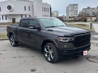2021 Ram 1500 Crew Cab eTorque V, серый, 7800000 рублей, вид 1