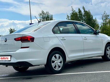 2021 Volkswagen Polo VI, белый, 1590000 рублей, вид 3