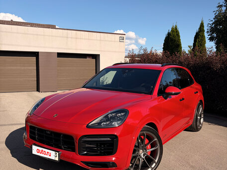 2021 Porsche Cayenne GTS III, красный, вид 3