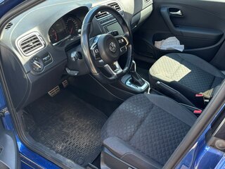 2018 Volkswagen Polo V Рестайлинг, синий, 1590000 рублей, вид 5