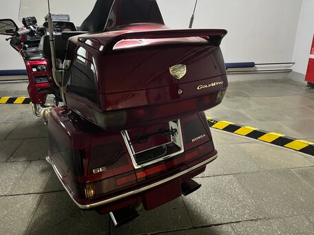 1999 Honda GL 1500 Gold Wing, красный, 2500000 рублей, вид 3
