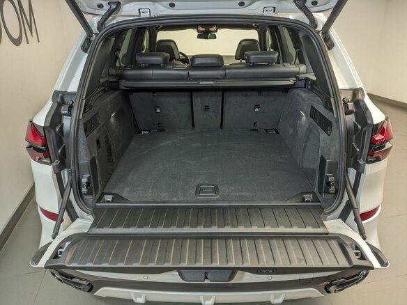 2025 BMW X5 40i IV (G05/G18) Рестайлинг, белый, 14990000 рублей - вид 22