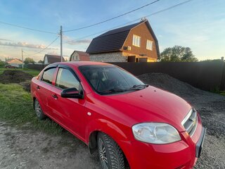 2010 Chevrolet Aveo I Рестайлинг, красный, 330000 рублей, вид 2