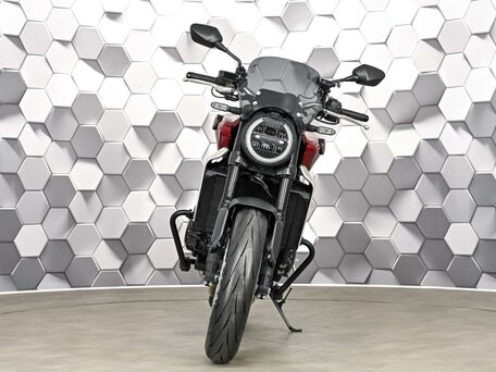 2020 Honda CB 1000R, красный, 1199000 рублей, вид 5