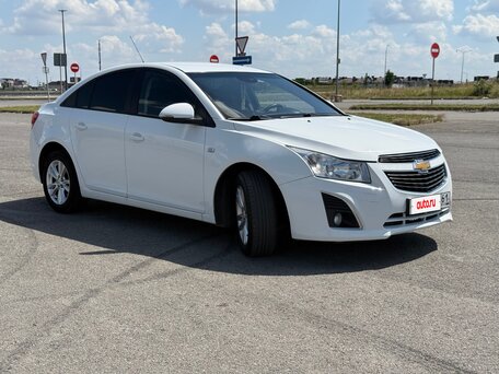 2014 Chevrolet Cruze I Рестайлинг, белый, 900000 рублей, вид 2