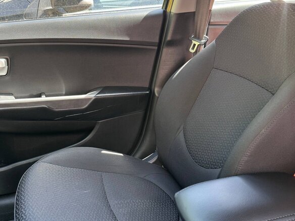 2013 Kia Rio III, чёрный, 700000 рублей - вид 9