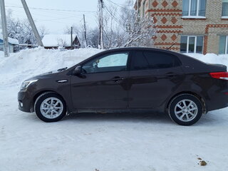 2016 Kia Rio III Рестайлинг, коричневый, 960000 рублей, вид 5