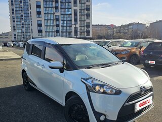 2016 Toyota Sienta II, белый, 1050000 рублей, вид 4