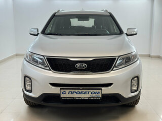 2017 Kia Sorento II Рестайлинг, серебристый, 1740000 рублей, вид 2