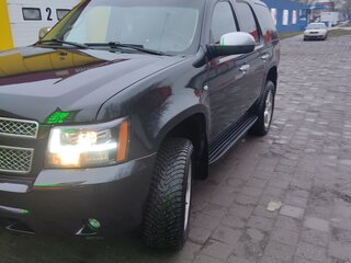 2012 Chevrolet Tahoe 6AT III, чёрный, 2400000 рублей, вид 1