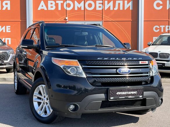 2013 Ford Explorer V, чёрный - вид 2