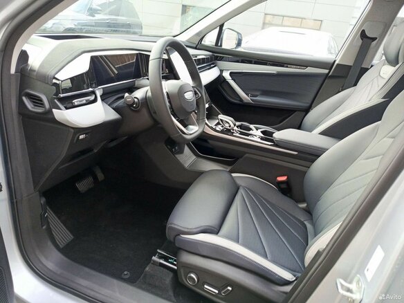 2026 Geely Atlas II, серебристый, 4114990 рублей - вид 12