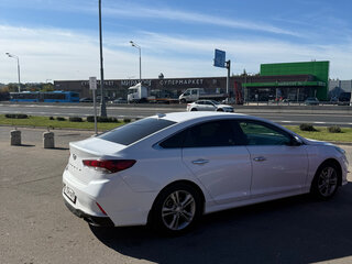2017 Hyundai Sonata VII (LF) Рестайлинг, белый, 2000000 рублей, вид 3