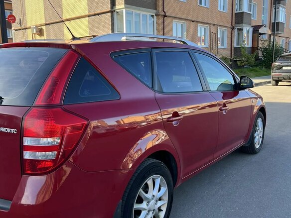 2008 Kia Ceed I, пурпурный, 600000 рублей - вид 3