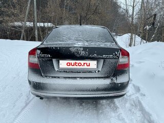 2011 Skoda Octavia II (A5) Рестайлинг, чёрный, 900000 рублей, вид 2