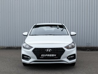 2019 Hyundai Solaris II, белый, 899000 рублей, вид 3