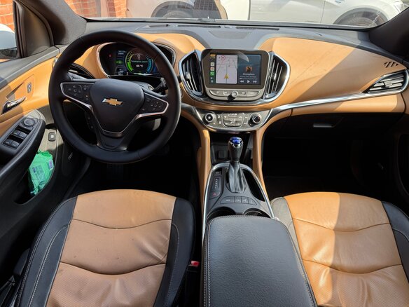 2017 Chevrolet Volt II, белый, 1950000 рублей - вид 16