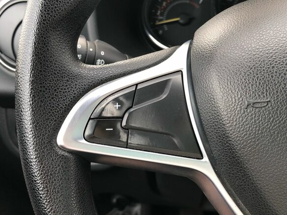 2019 Renault Sandero Stepway II Рестайлинг, серебристый - вид 11