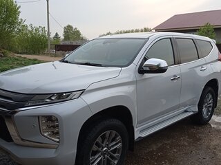 2020 Mitsubishi Pajero Sport III Рестайлинг, белый, 4200000 рублей, вид 5