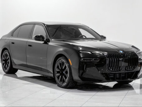 2025 BMW 7 серии 760i xDrive VII (G70), чёрный, 14468417 рублей, вид 3