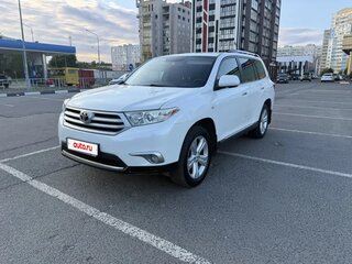2012 Toyota Highlander II (XU40) Рестайлинг, белый, 1899000 рублей, вид 1
