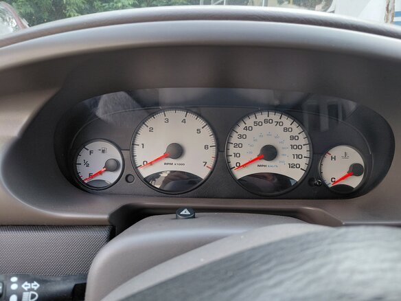 2002 Dodge Stratus II, пурпурный, 140000 рублей - вид 6