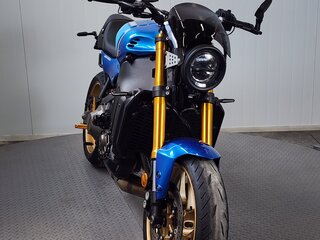 2022 Yamaha XSR900, синий, 999000 рублей, вид 3