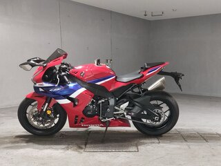 2024 Honda CBR 1000 RR/RA Fireblade, красный, 1972000 рублей, вид 2