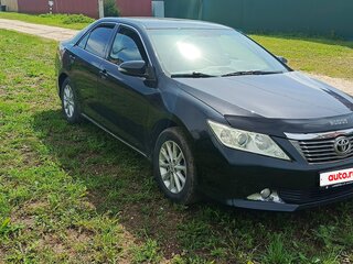 2013 Toyota Camry VII (XV50), серый, 1380000 рублей, вид 3