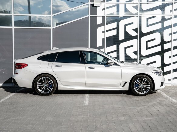 2018 BMW 6 серии Gran Turismo 630i IV (G32), белый, 3960000 рублей - вид 4