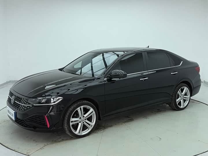 Открыть фотографии: Volkswagen Lavida III Рестайлинг