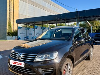 2017 Volkswagen Touareg II Рестайлинг, чёрный, 3200000 рублей, вид 1