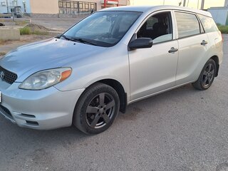2002 Toyota Matrix I (E130), серебристый, 700000 рублей, вид 2