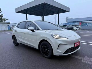 2026 MG 4 EV 42.8 kWh II, белый, 1800100 рублей, вид 3