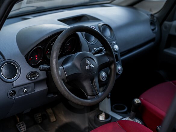 2006 Mitsubishi Colt VI (Z20/Z30), чёрный, 190000 рублей - вид 5