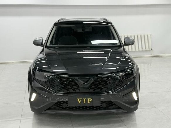 2023 Jetta VS7 I Рестайлинг 1, серый, 1435000 рублей - вид 1