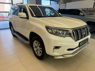 2020 Toyota Land Cruiser Prado 150 Series Рестайлинг 3, белый, 5150000 рублей, вид 3