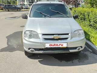 2012 Chevrolet Niva I Рестайлинг, серый, 350000 рублей, вид 3