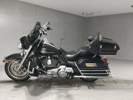 2010 Harley-Davidson Electra Glide, чёрный, 890000 рублей, вид 2