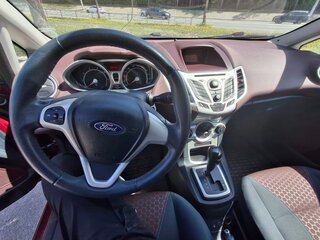 2011 Ford Fiesta Mk6, пурпурный, 729999 рублей, вид 4