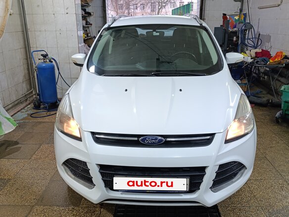 2014 Ford Kuga II, белый, 1333000 рублей