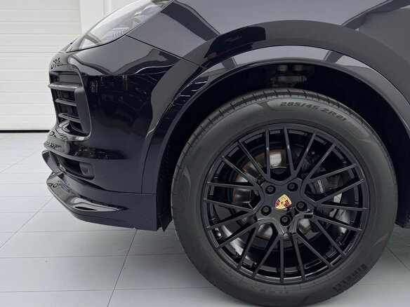 2020 Porsche Cayenne Coupé III, чёрный, 7850000 рублей - вид 13