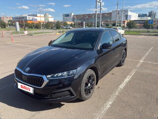 2021 Skoda Octavia IV (A8), чёрный, 2320000 рублей, вид 1