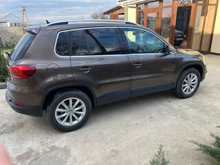 2015 Volkswagen Tiguan I Рестайлинг, коричневый, 1500000 рублей, вид 5