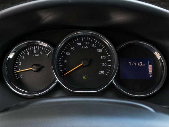 2016 Renault Sandero II, серый - вид 13