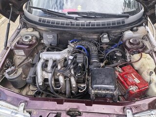 2002 Lada (ВАЗ) 2112, красный, 250000 рублей, вид 5