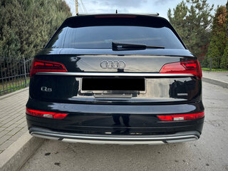 2021 Audi Q5 45 TFSI II (FY) Рестайлинг, чёрный, 3700000 рублей, вид 5