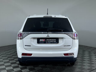 2013 Mitsubishi Outlander III, белый, 1317000 рублей, вид 5